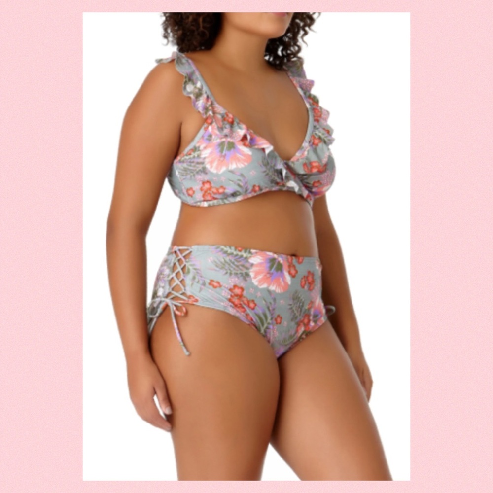 Floral Ruffle Bikini Set 1 - Picture 1 of 5